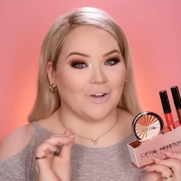 Ofra x Nikkie Tutorials "Everglow" highlighter - Picture 3 of 6